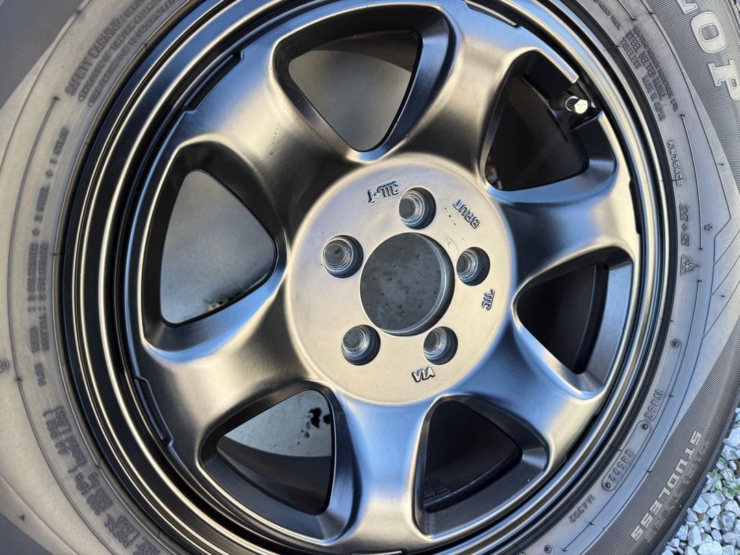 デリカd5 スタッドレスタイヤホイール　4本セット