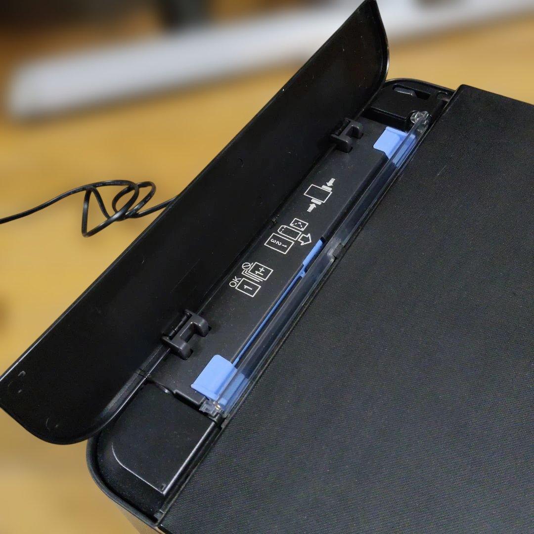 EPSONプリンター　EP-880AB ブラック