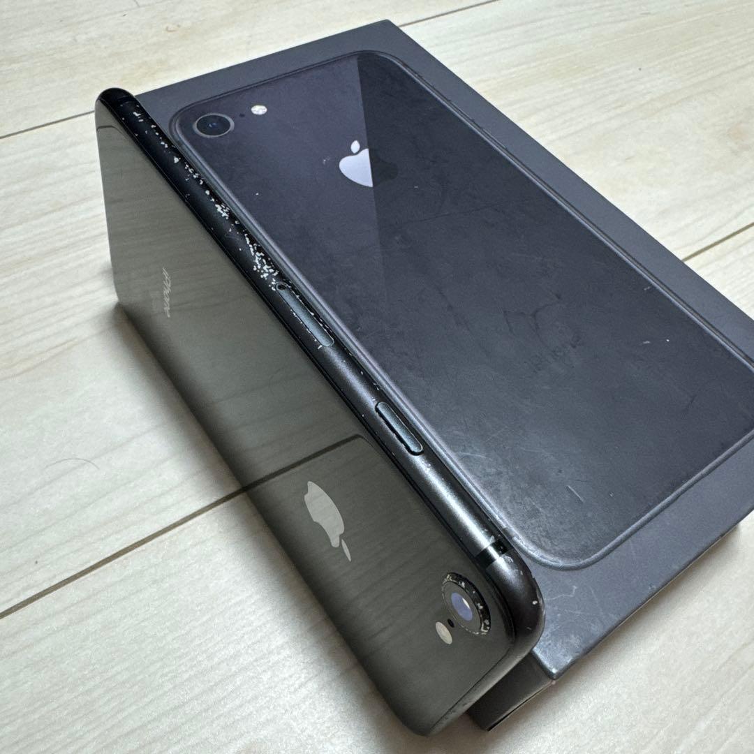 iPhone8 スペースグレイ