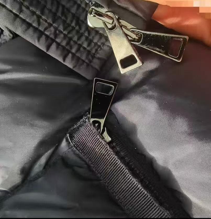 ブラックダウンジャケット フード付き~~~