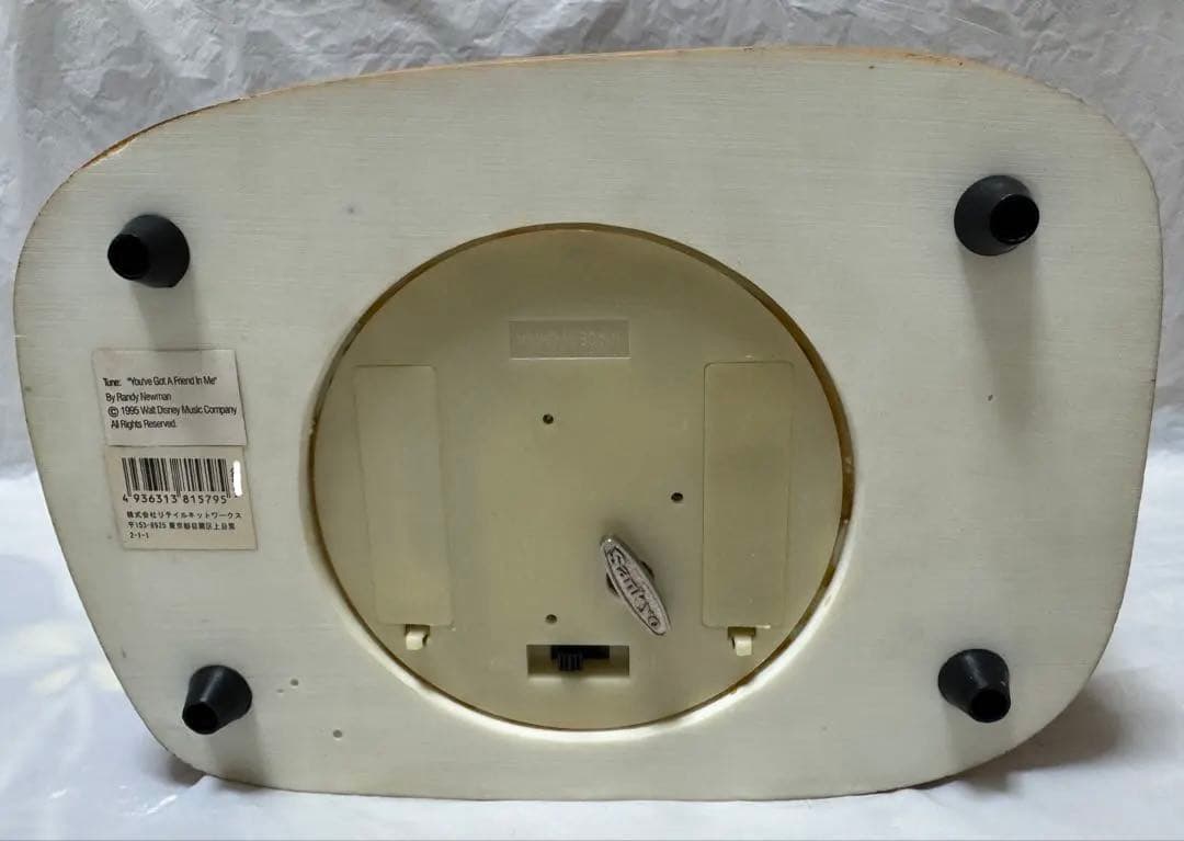 トイストーリー アンディのおもちゃ箱 ライトアップ オルゴール付 スノーグローブ