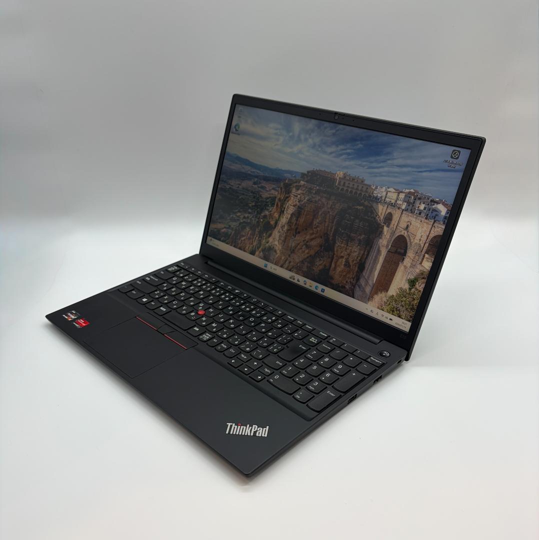 R.R.R SAN限定ThinkPad E15、16GB、256GB NVMe