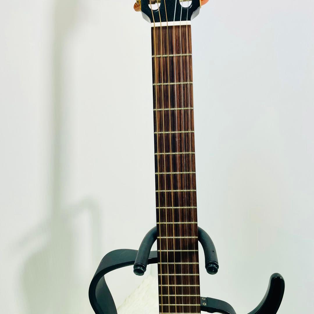 超美品　YAMAHA サイレントギター　SLG110N ブラック　ヤマハ