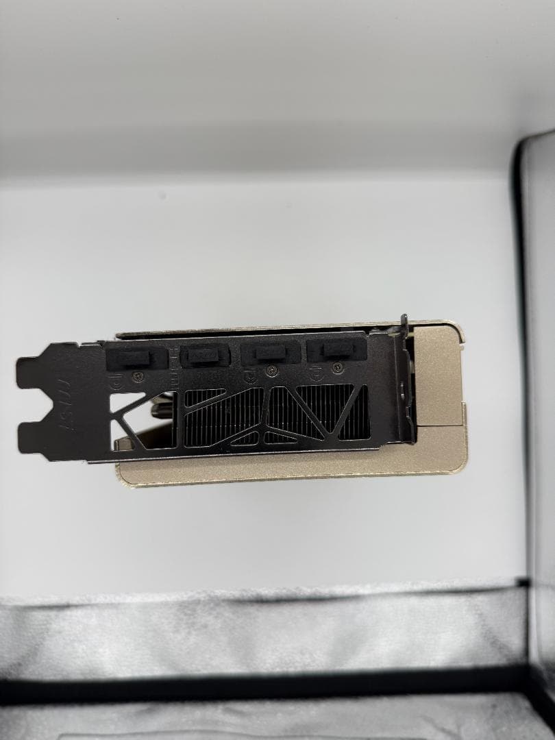 グラフィックボード・グラボ・ビデオカード MSI EVOKE 5700XT