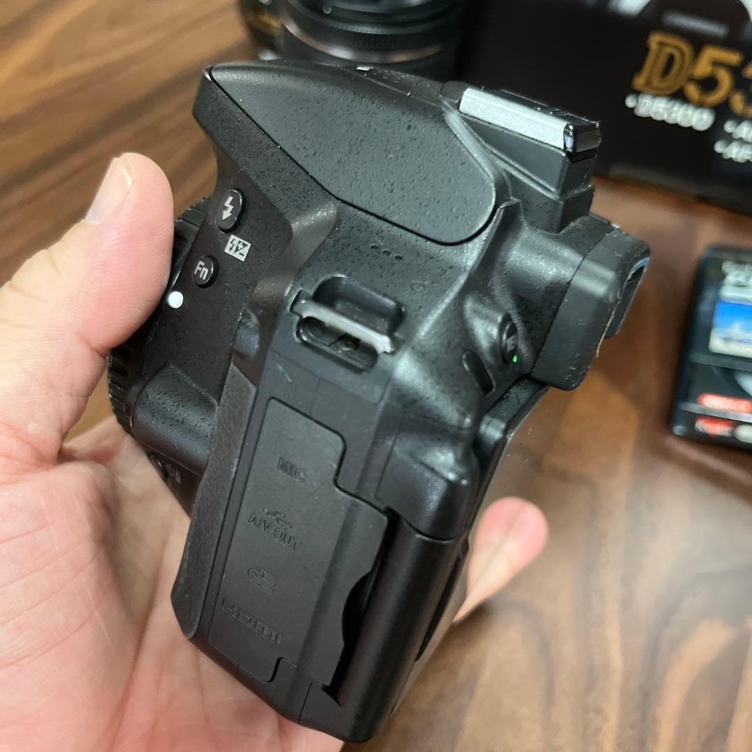 【超美品】　Nikon D5300 デジタル一眼レフカメラ レンズ3本セット