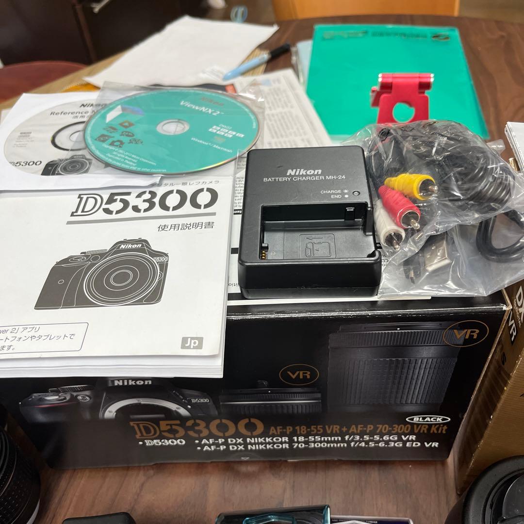 【超美品】　Nikon D5300 デジタル一眼レフカメラ レンズ3本セット