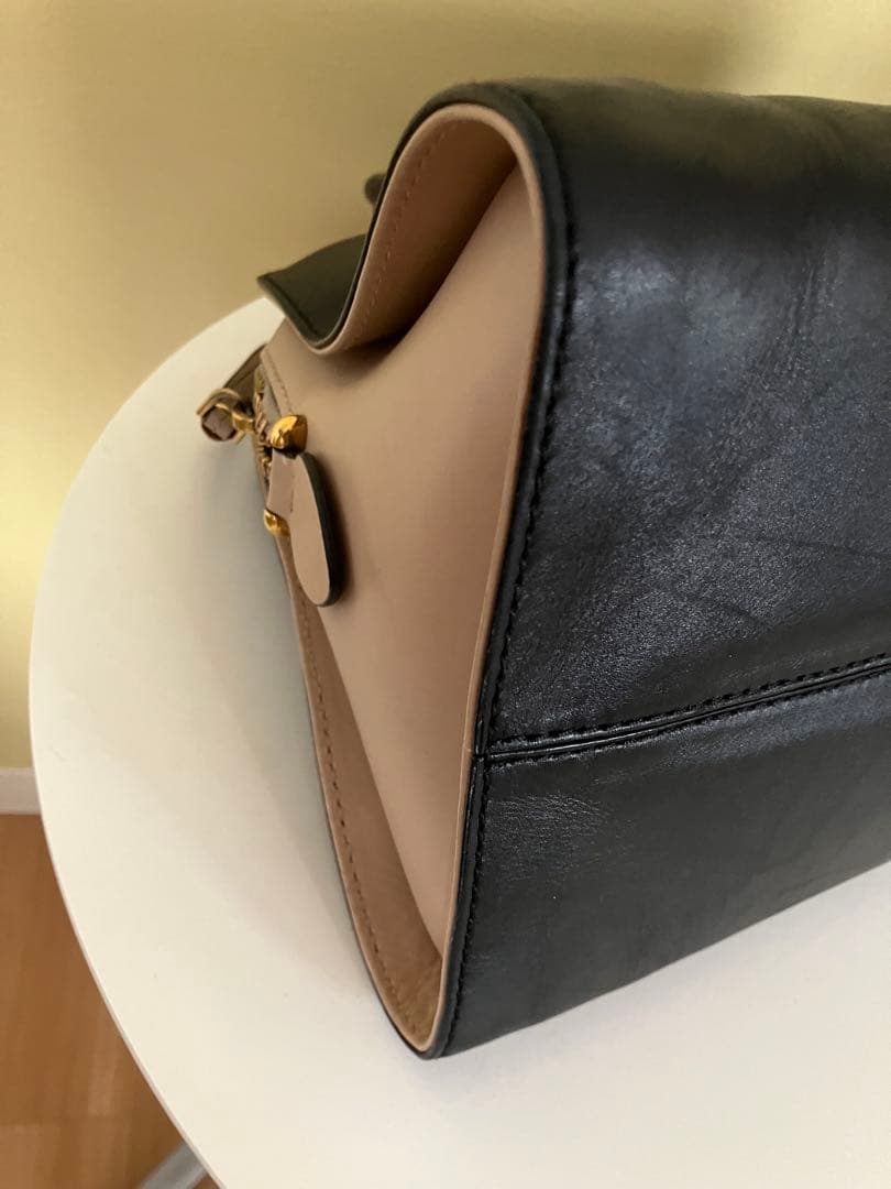 TOD’S セラ ラージ バイカラー バック&ショルダーバック