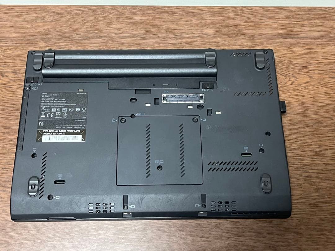 【名機】ThinkPad X220 魔改造ベース