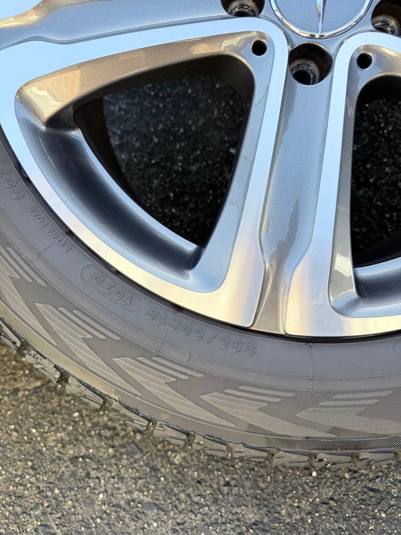 美品　ベンツ純正　GLC220d ヨコハマ 235/60R18 タイヤホイール