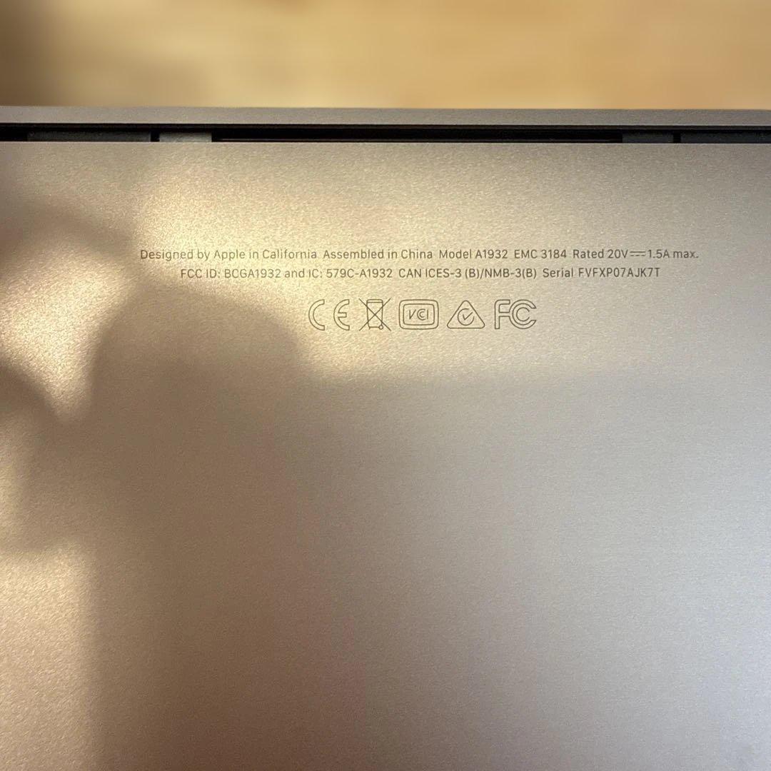 MacBook Air13Retina 2018 メモリ16GB バッテリー良好