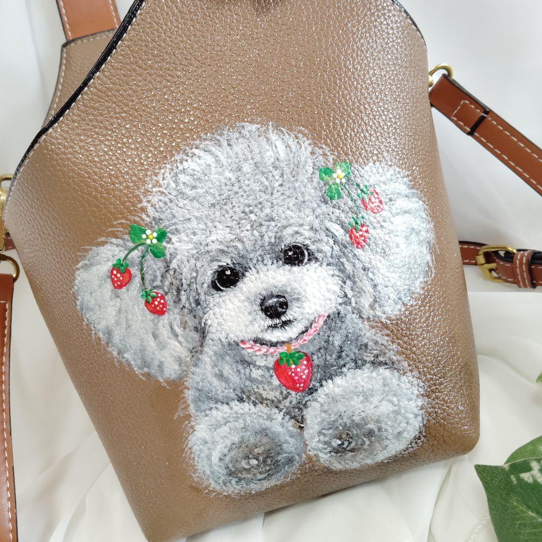 トールペイント♥トイプードルキーケース♥シルバートイプードルバック