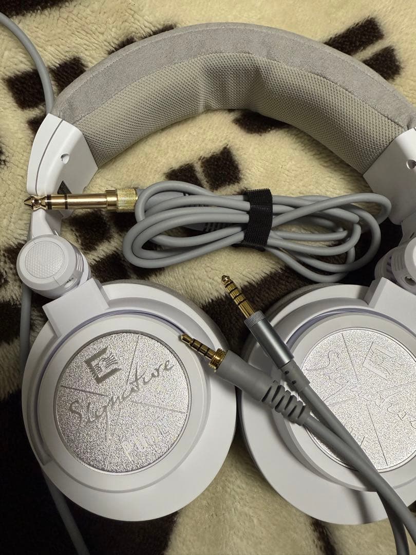 ヘッドホン Ultrasone Signature Pure White