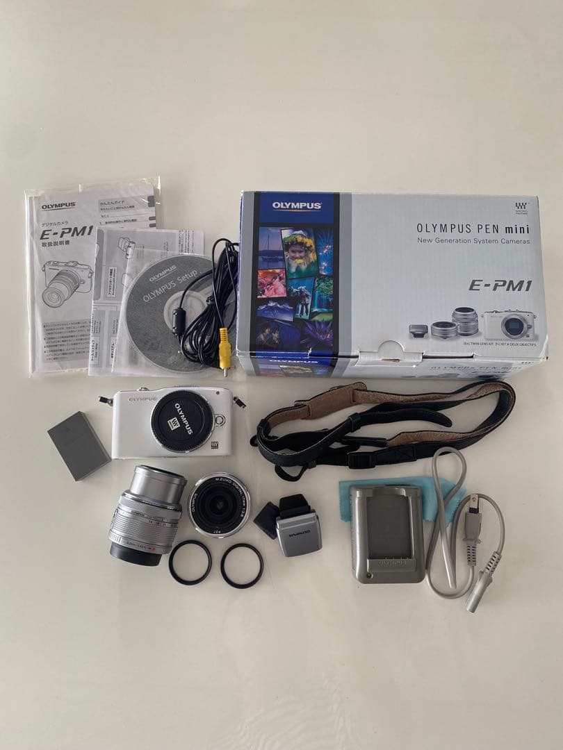 OLYMPUS PEN mini E-PM1 ミラーレスカメラ