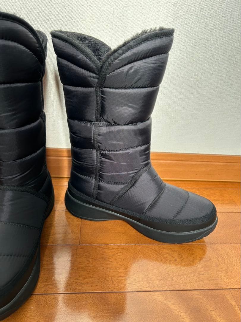 未使用 ザノースフェイス 防水ブーツ ウォータープルーフ 23 ブラック