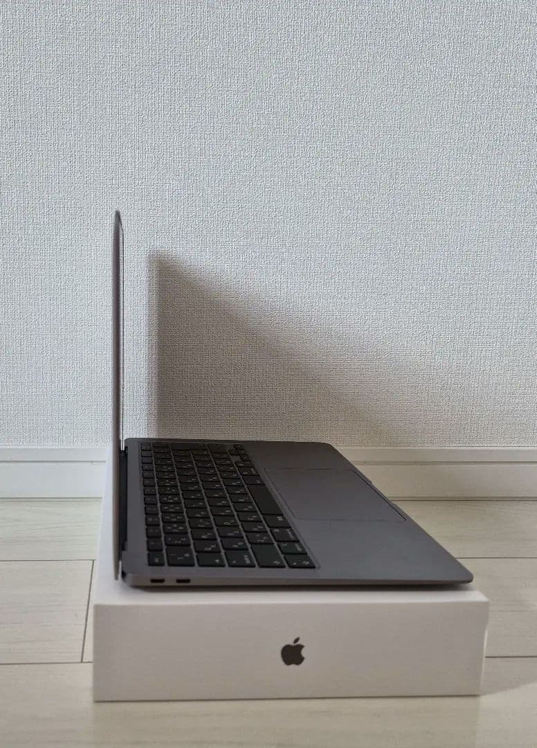 【美品】MacBook Air M1 512GB 8GB