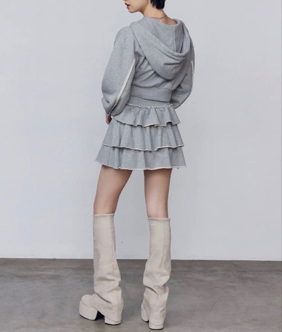 即日発送！EMODA ルーズフレアカバーフィットブーツ　アイボリー