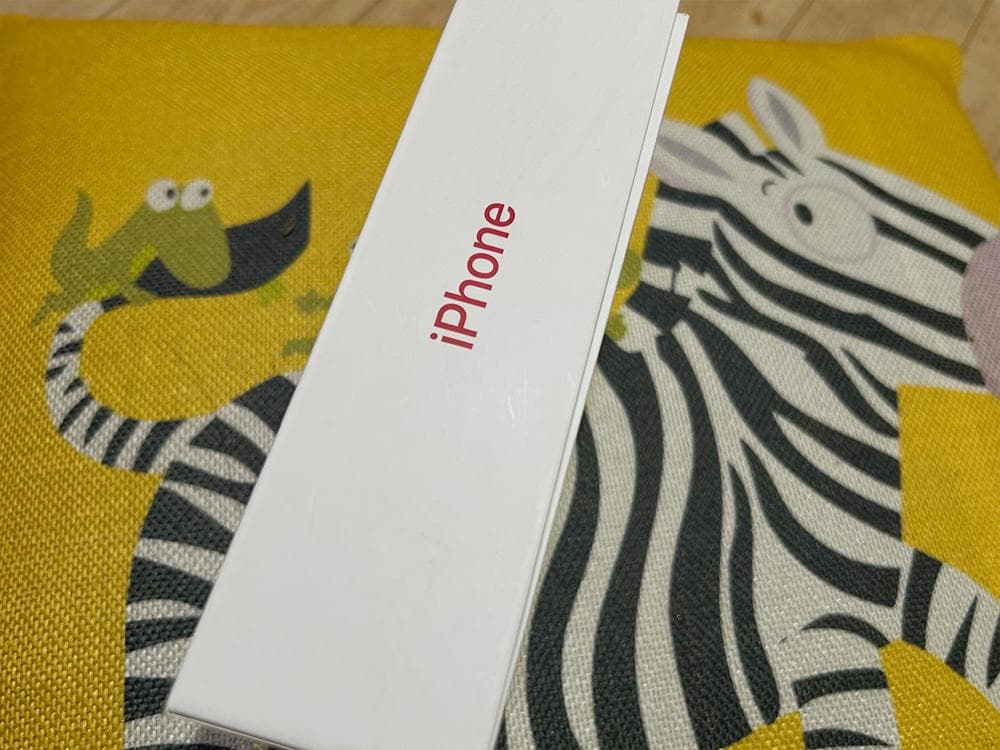 iPhone 7 Plus RED 128GB SIMフリー 付属品完備