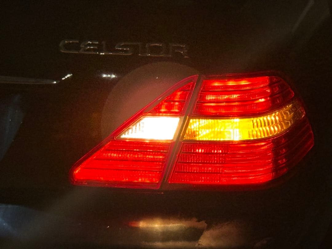 トヨタ セルシオCelsior テールライト　UCF30 31 後期　H16年
