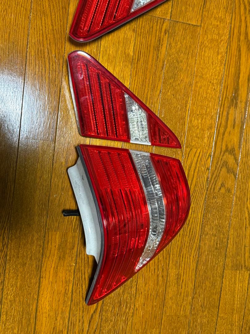 トヨタ セルシオCelsior テールライト　UCF30 31 後期　H16年