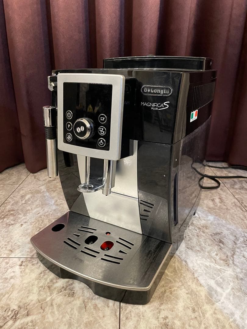 【使用可能ジャンク品】DeLonghi ECAM23210B エスプレッソマシン