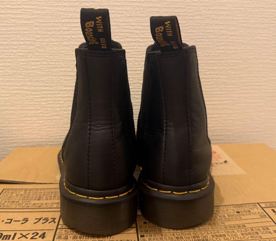 み*う様 美品 ドクターマーチン 2976 チェルシーブーツスムース UK4(2
