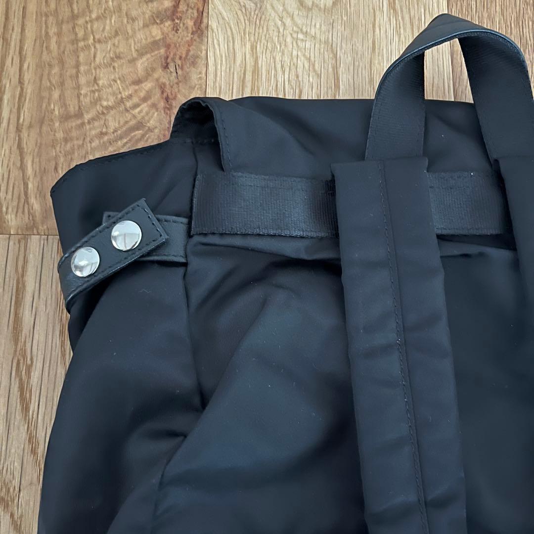 美品★ Y'SACCS イザック リュック ナイロン×牛革 ブラック 通勤 通学