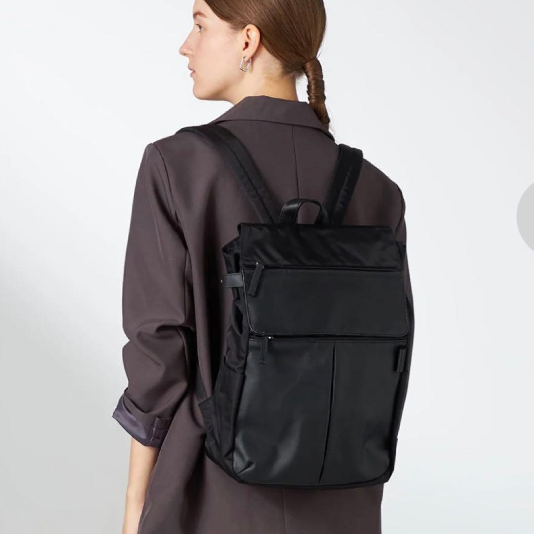 美品★ Y'SACCS イザック リュック ナイロン×牛革 ブラック 通勤 通学