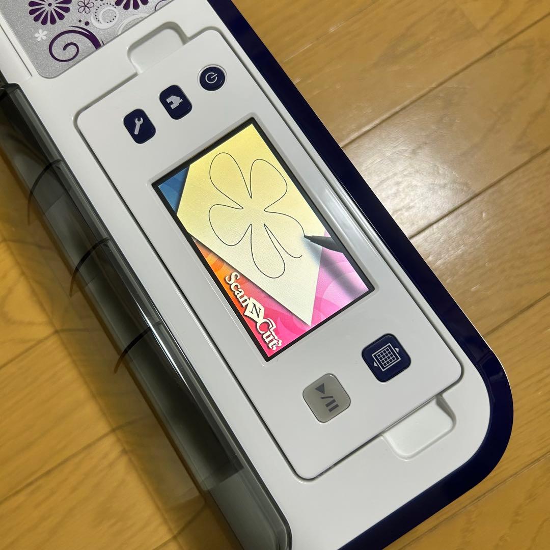 【通電確認済み】Brother ScanNCut CM110 本体