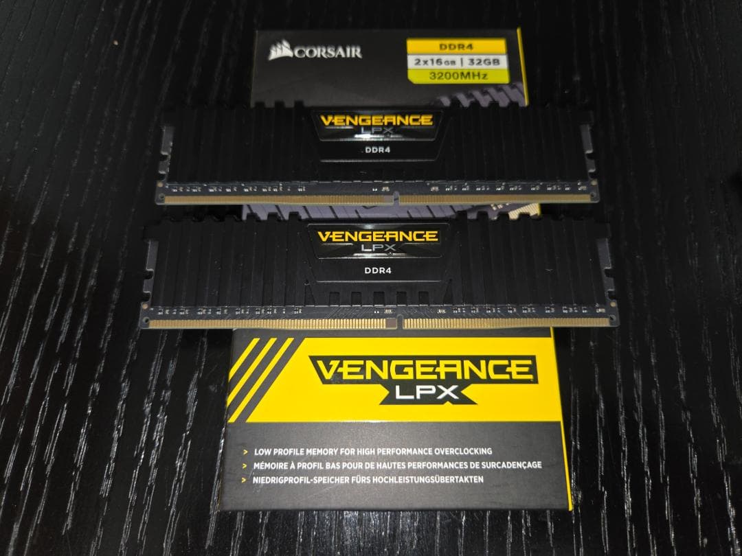 コルセア DDR4-3200 VENGEANCE LPX 16GB×2 2セット