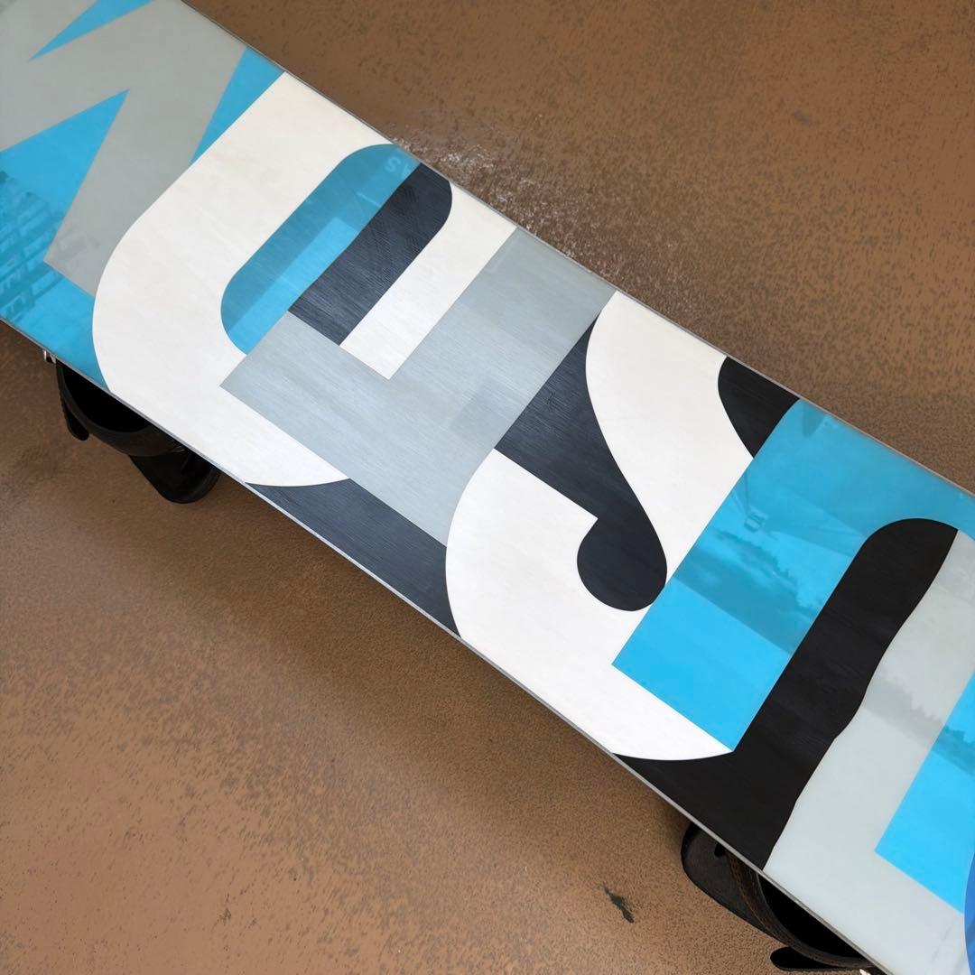 人気万能ボード！ BURTON CUSTOM 151cm 希少キャンバーモデル！