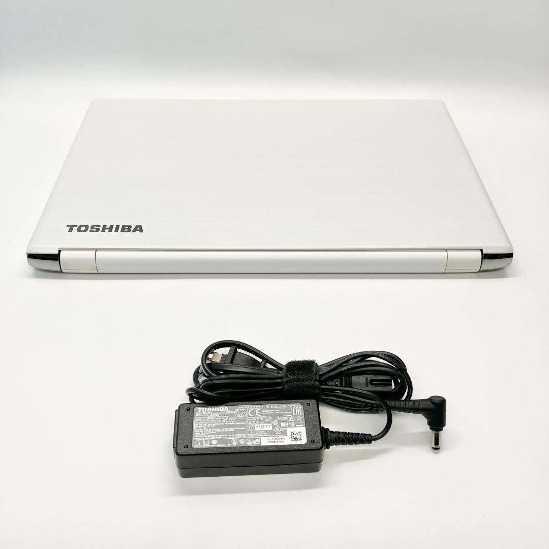 動作快適❗薄型✨ホワイト✨サクサク動く✨Office カメラ付き ノートパソコン