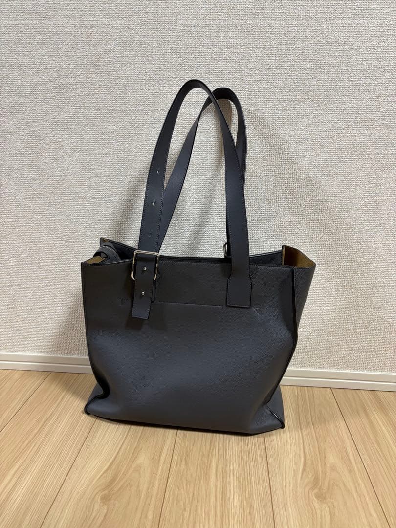 LOEWE ロエベ　バックルジップトート