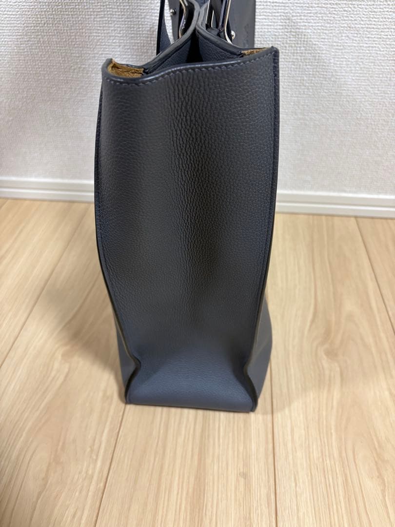 LOEWE ロエベ　バックルジップトート