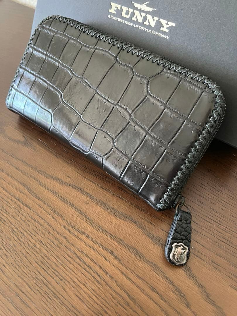 美品　FUNNY スタリオン　ポロサスクロコ長財布　黒　ラウンドファスナー