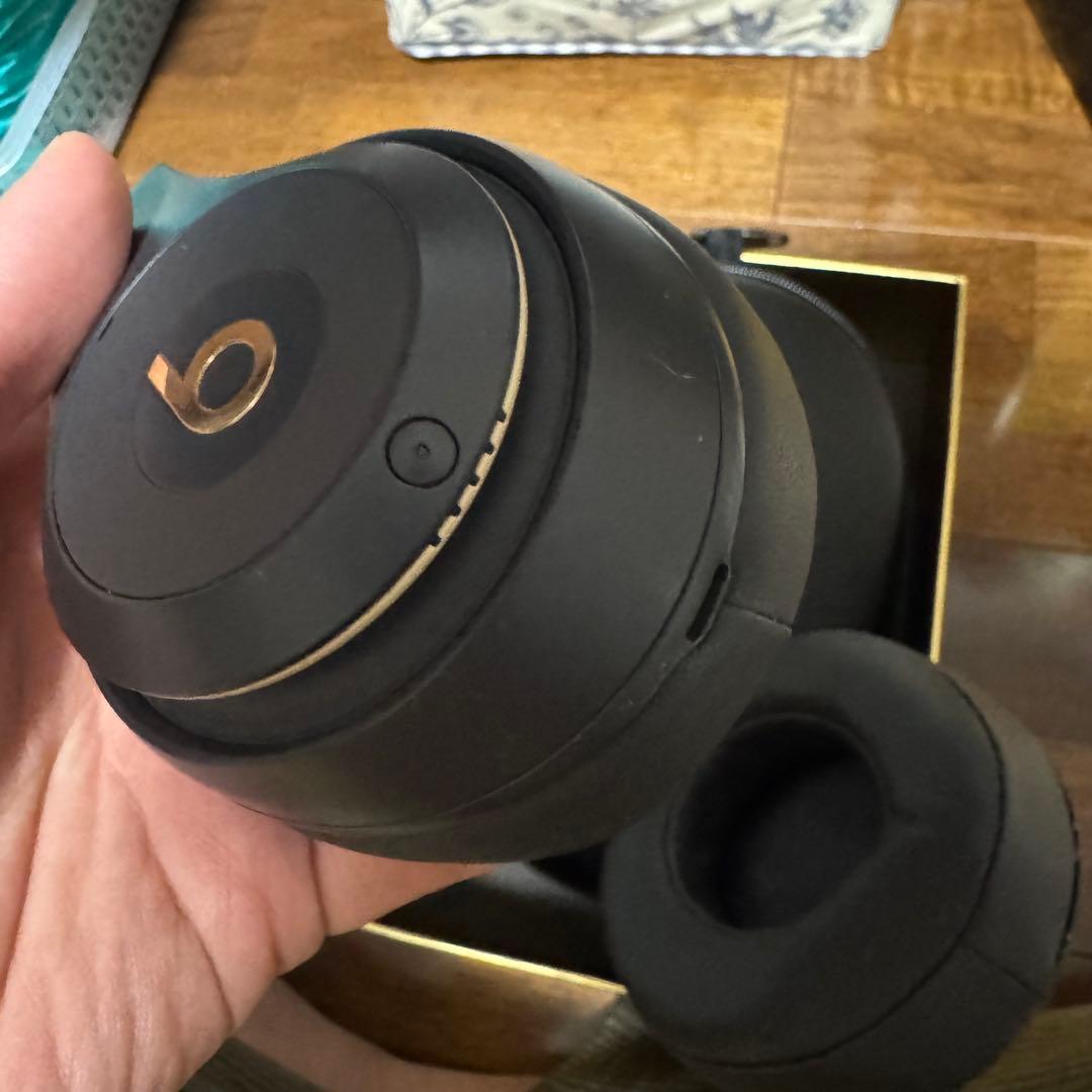 Beats Studio3 ミッドナイトブラック