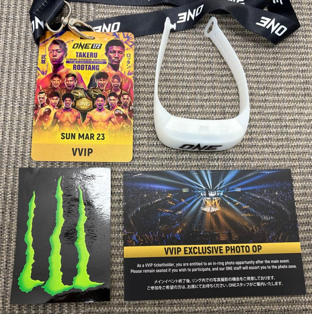 ONE Championship 限定グッズ　武尊.ロッタン