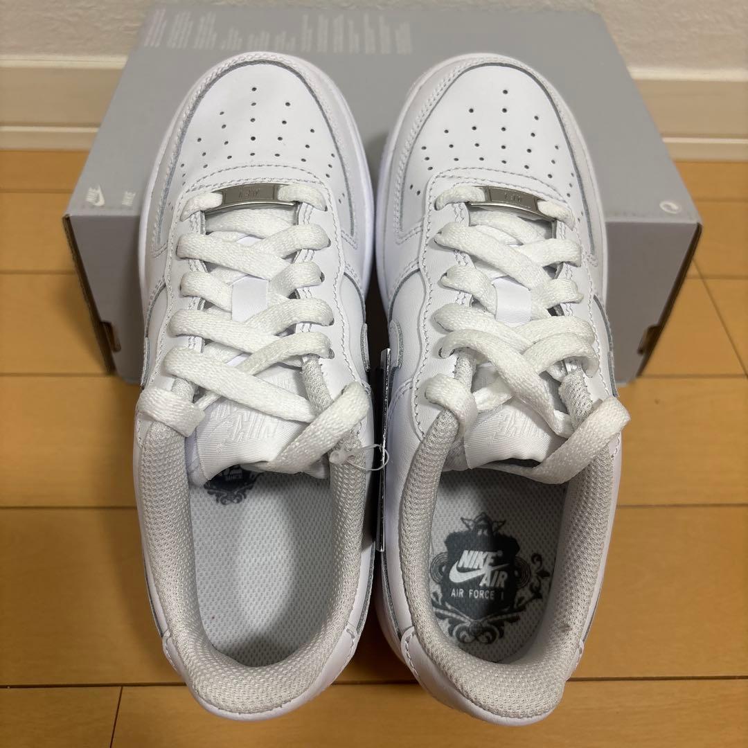 新品 NIKE AIRFORCE 1 LE (GS) 21cm