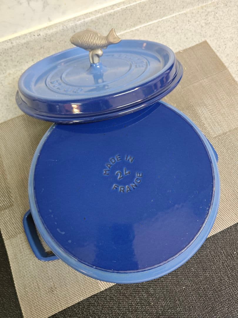 ストウブ鍋　ピコ・ココット ラウンド ロイヤルブルー　ストウブ 24cm