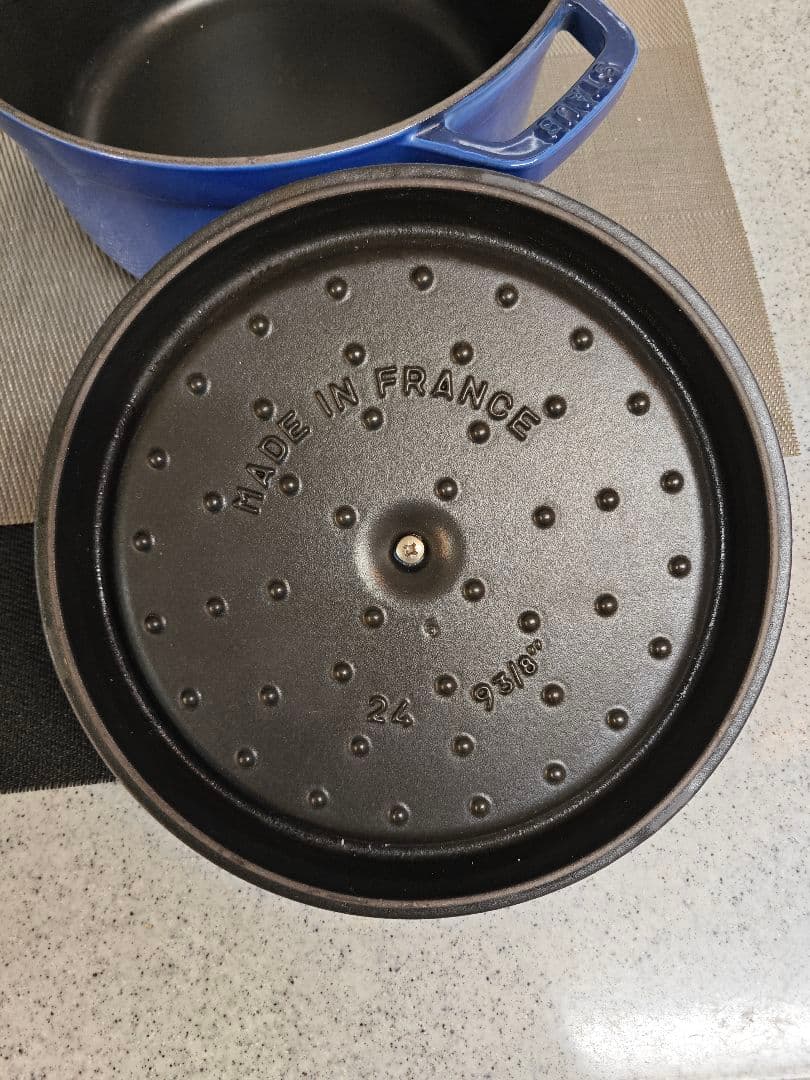 ストウブ鍋　ピコ・ココット ラウンド ロイヤルブルー　ストウブ 24cm