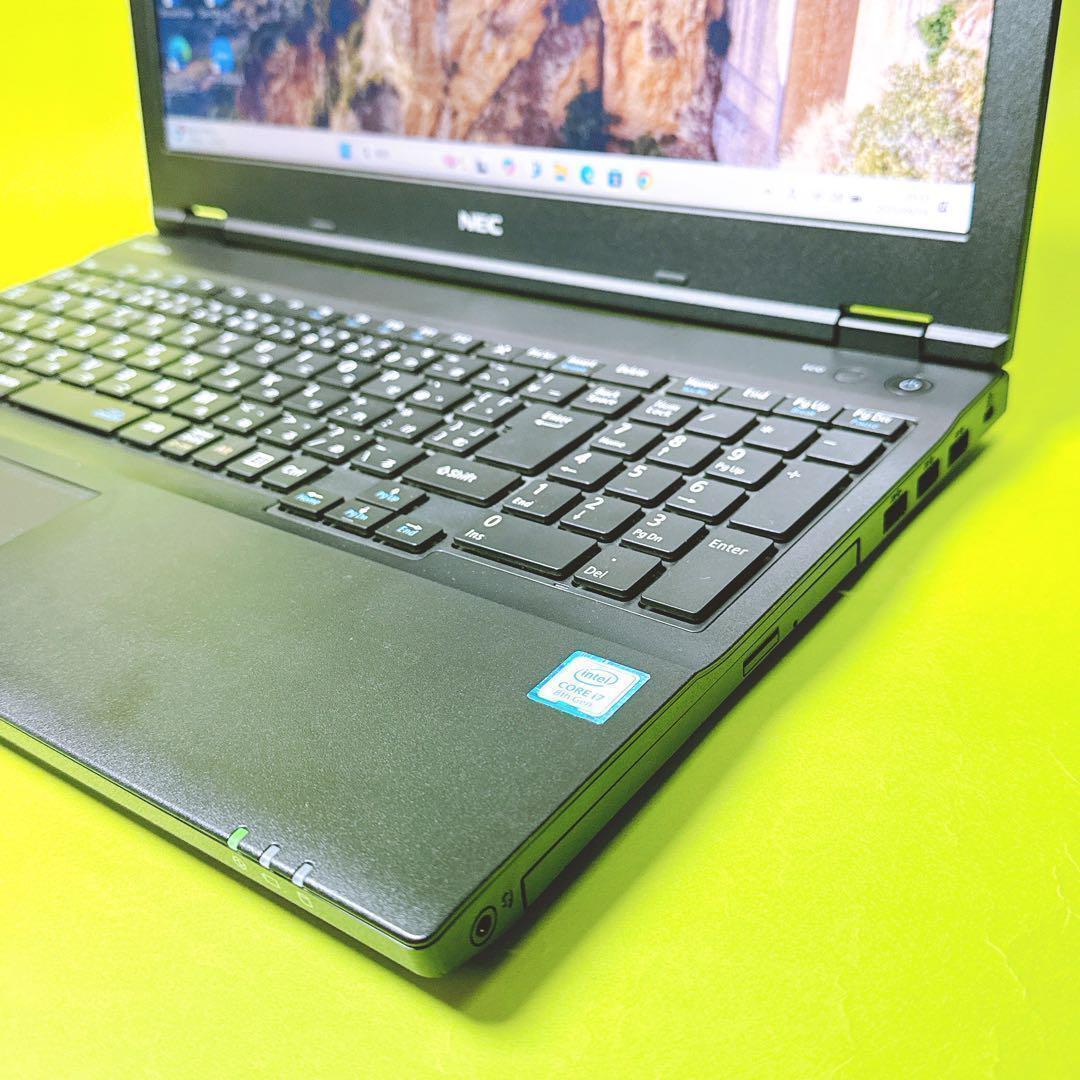 第8世代i7⭐️ハイスペックSSD windows11 16GBノートパソコン