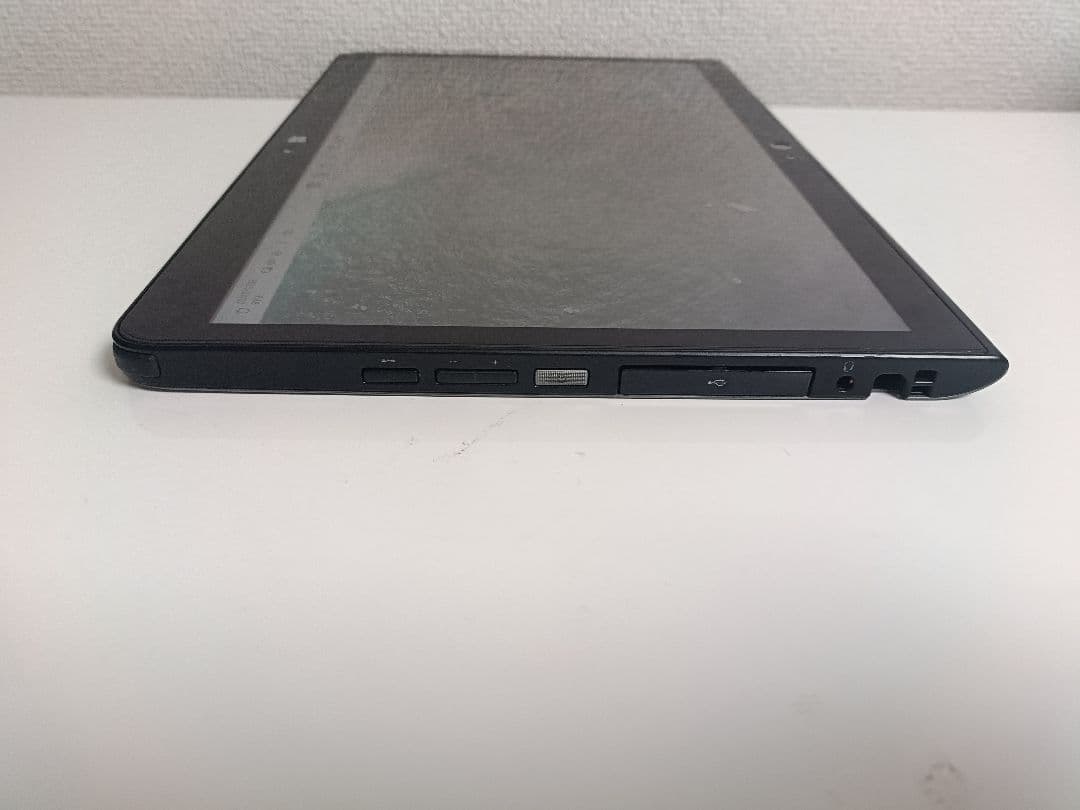 FUJITSU 13.3型 タブレットPC (Q775/K) 5