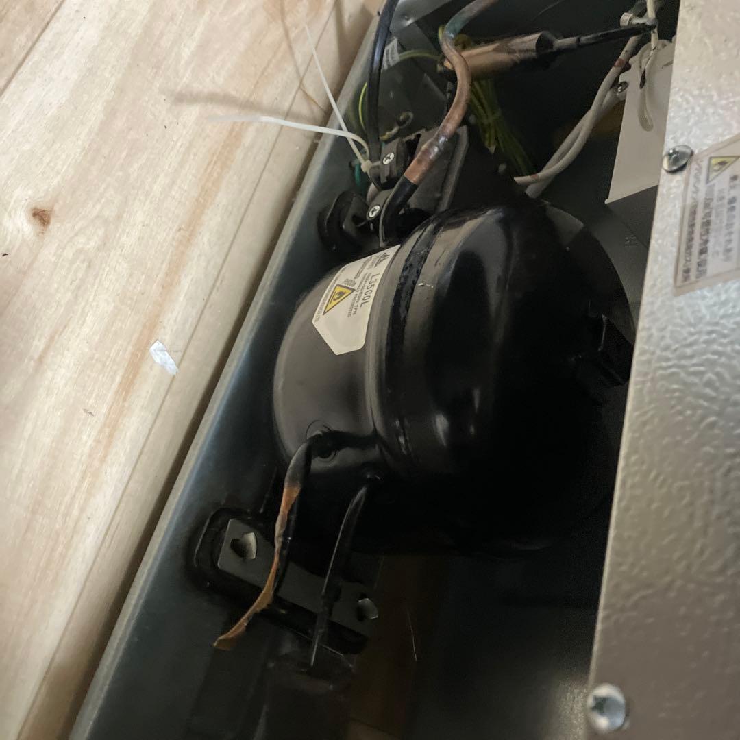 ブラック 冷凍庫　小型　S-cubism