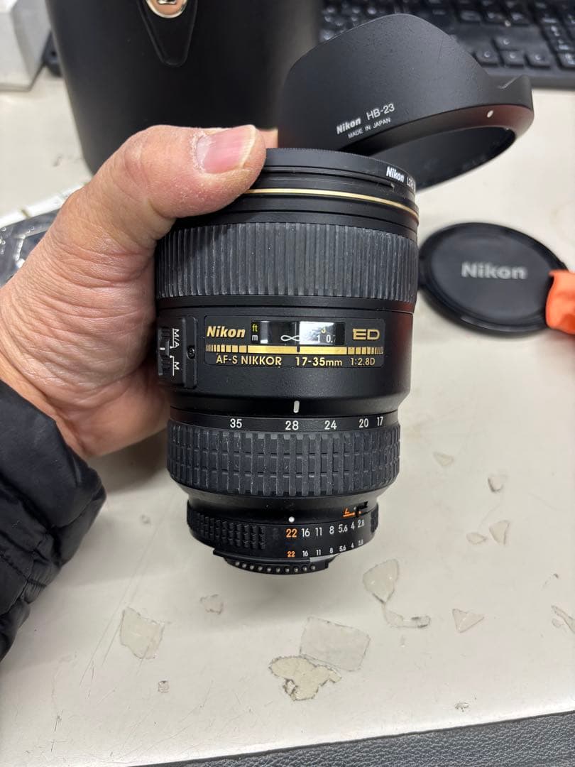 K401【美品】Nikon 超広角ズームレンズED17-35mm F2.8D