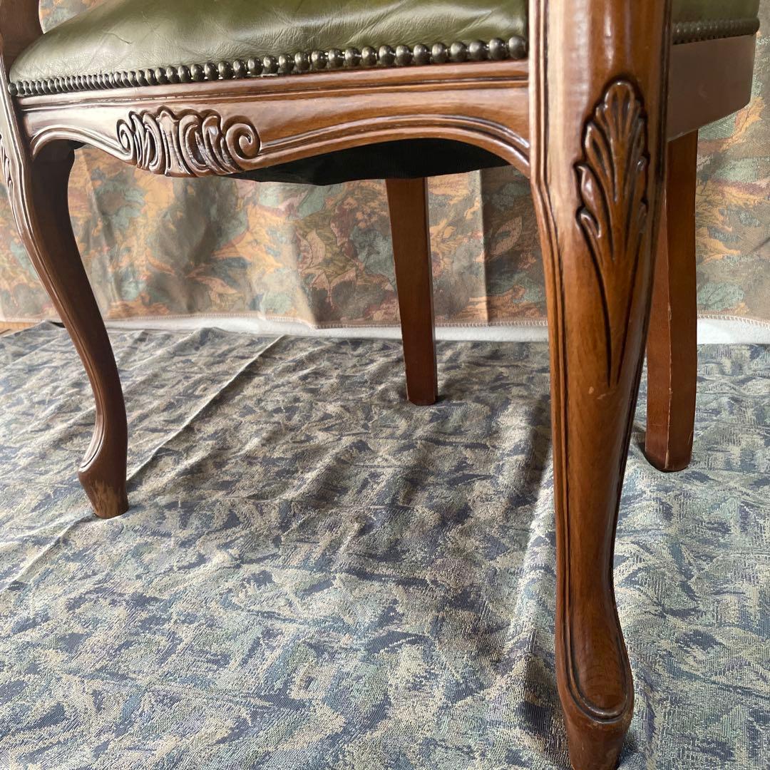 ⭕️ねこ帽子⭕️ ヨーロッパアンティークチェア