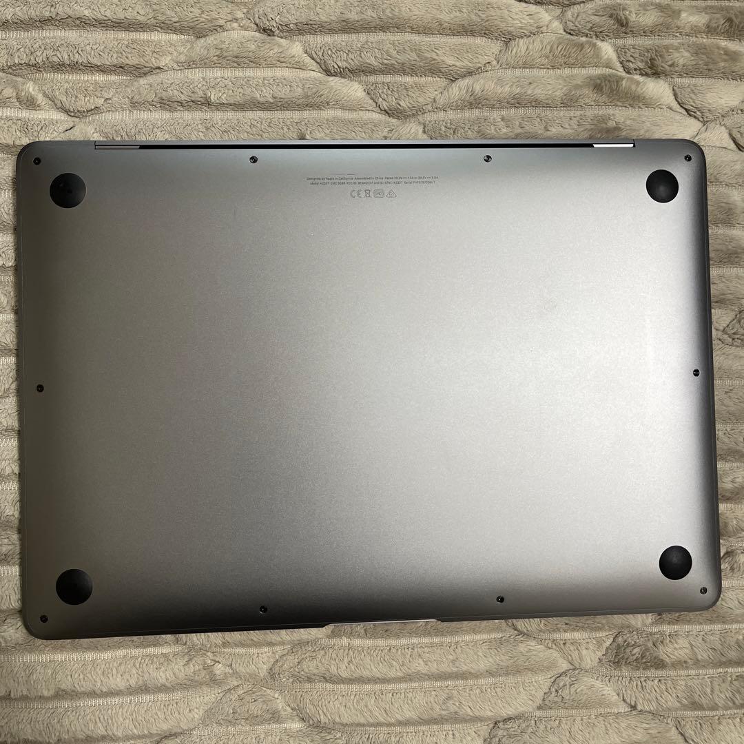 MacBook Air 13インチ M1 16GB/512GB SSD 89%