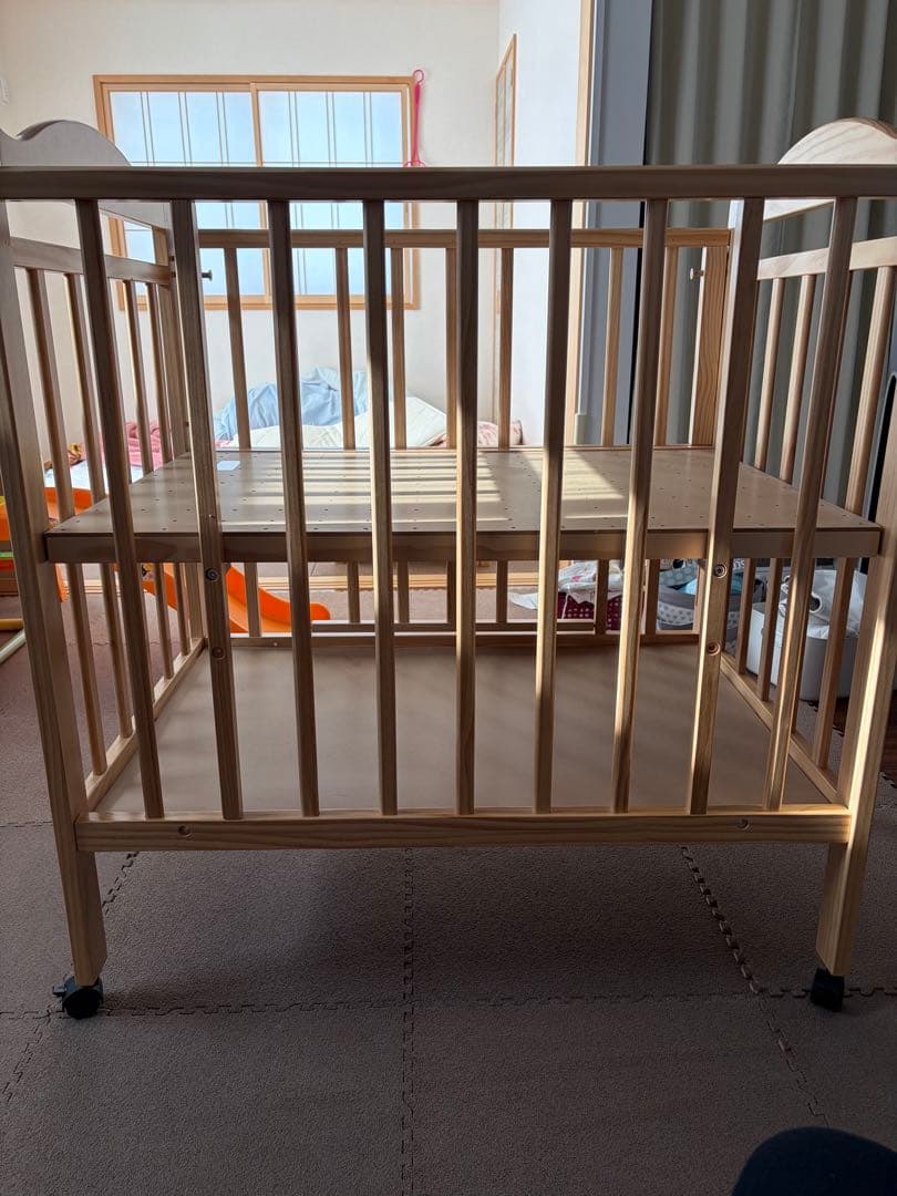 【送料込】澤田木工所 木製ベビーベッド 下段収納付き