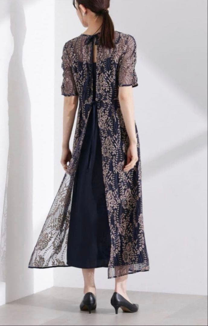 新品 Kaene 配色レースエプロンワンピース ネイビー