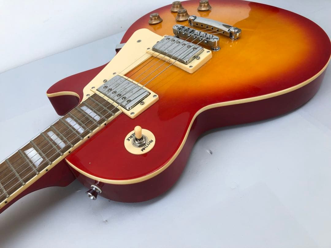 Maison レスポールタイプ　エレキギター(D183)