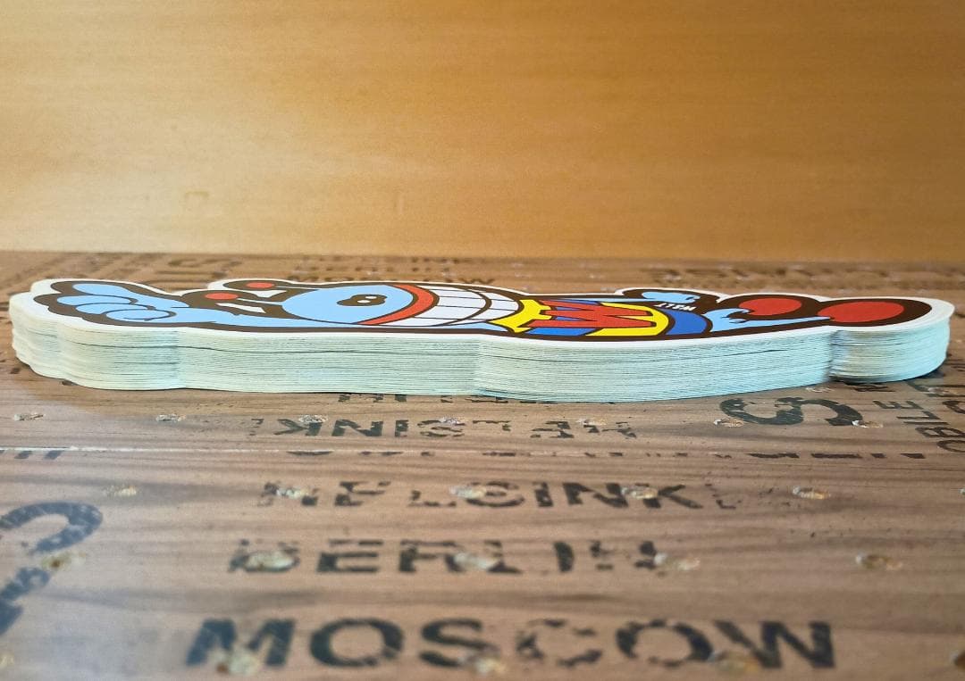 W.&L.T. ノベルティ 4点セット キーホルダー ステッカー パクパクくん