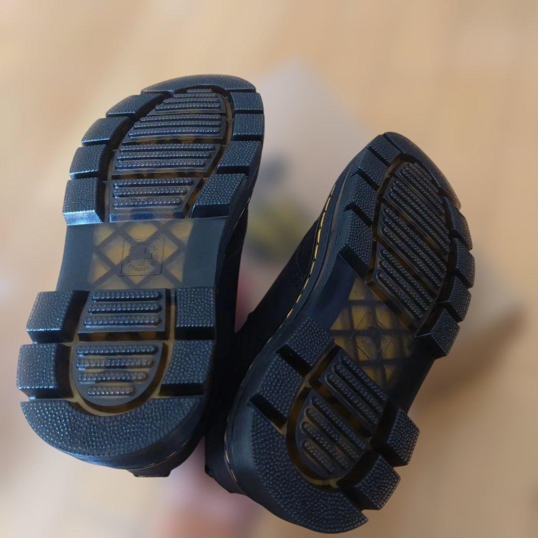 【最終価格】ドクターマーチン REEDER 5 タイ シューズ UK4